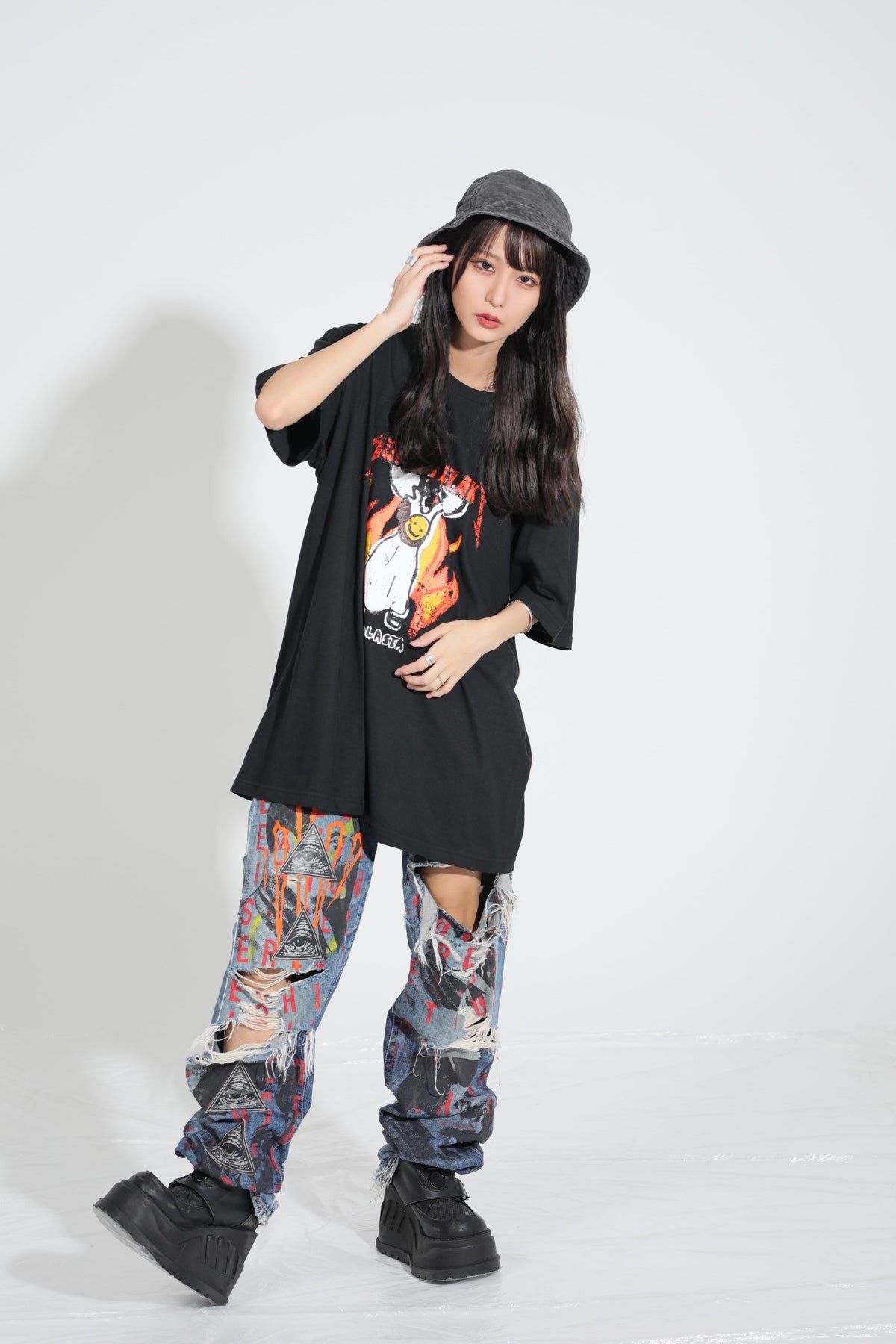 MEDAMAYAKI tee