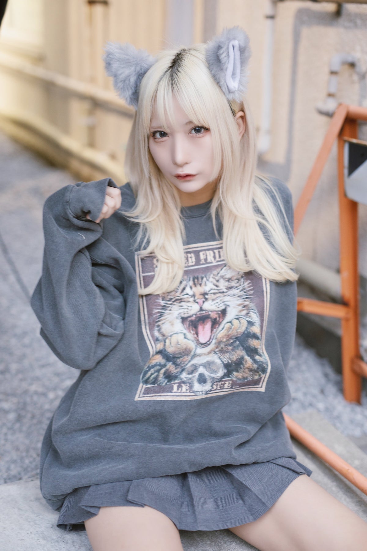 化け猫　トレーナー