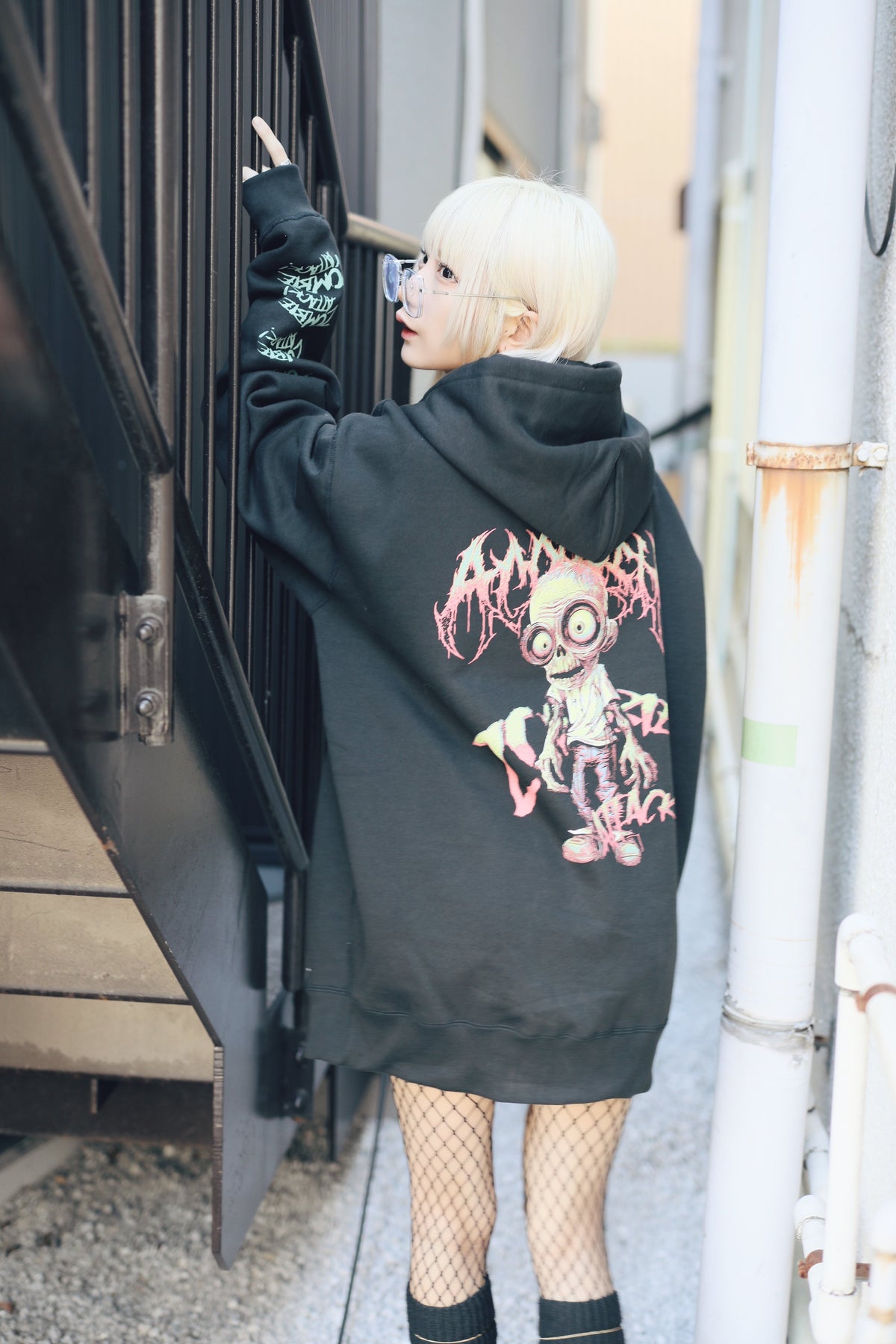 ZOMBIE ATTACK パーカー