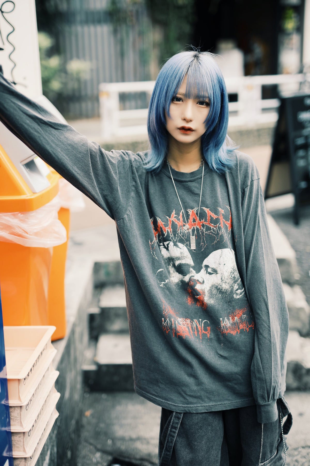 KISSING KILL　L/S
